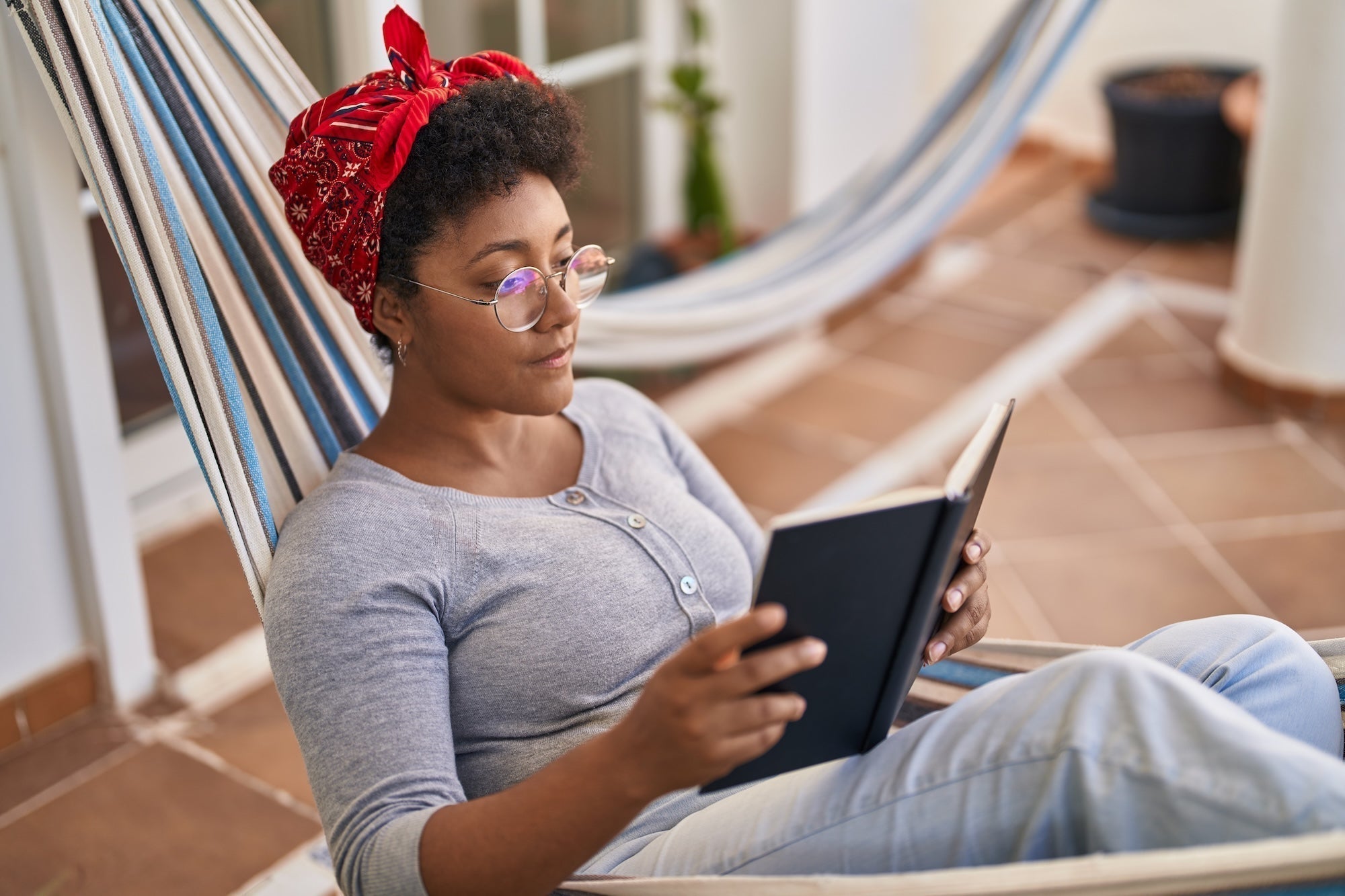 Effortless Style Starts at Lazy Dé