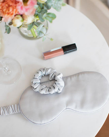 Giftable Gray Goodnight Gorgeous Satin Sleep Set [Includes Pillowcase, Sleep Mask + Scrunchie]